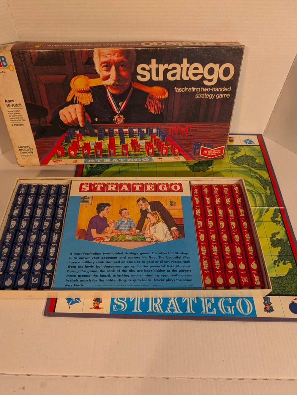 Vtg Stratego Board Game 1975 by Milton Bradley 100% Complete Original Pieces